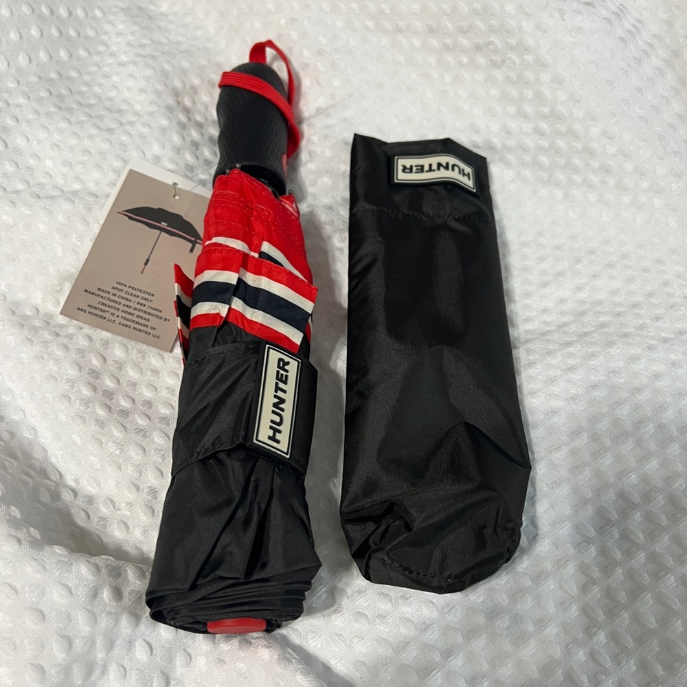 Hunter Black and Red Umbrella